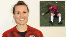 La chica futbolista se disloca la rodilla, se la ‘coloca’ a puñetazo limpio y sigue jugando el partido