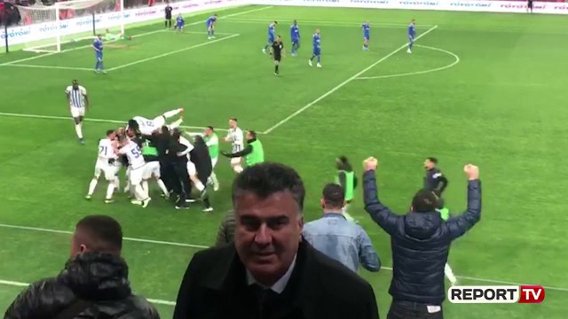 Report TV -Shkatërrohen stolat në 'Air Albania', policia: Nuk ka të arrestuar, FSHF nuk bashkëpunon