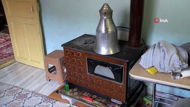 Karbonmonoksit gazından zehirlenen aileyi ölümden minik Ahmet kurtardı
