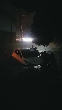 Motorista de aplicativo narra momento de tensão durante enchente em Cariacica