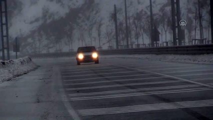 Ilgaz Dağı'nda sis ve kar etkili oluyor