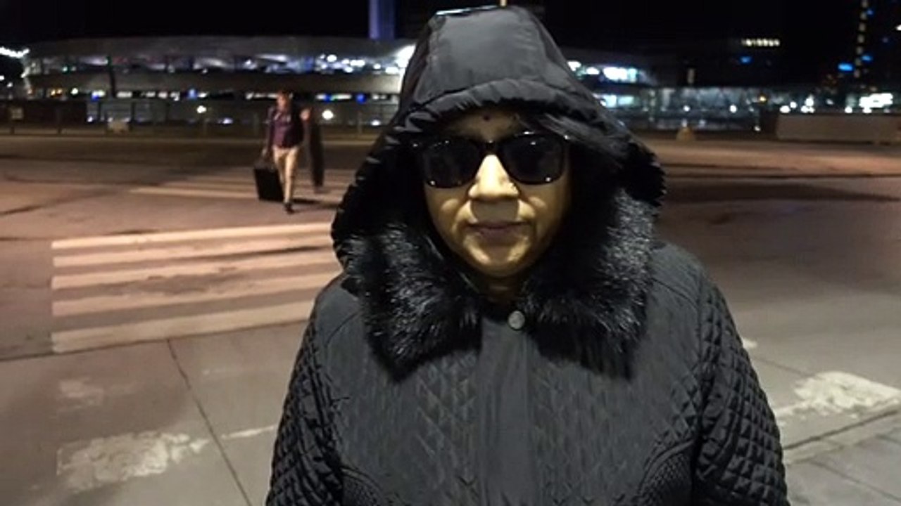 BDMV-90 Aruna & Hari Sharma Arrived at Arlanda T5 from Uppsala by Taxi Feb 11, 2020