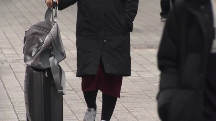 한국, 미 국무부 '여행권고' 2단계로 상향...CDC '여행공지' 2단계 조정 / YTN