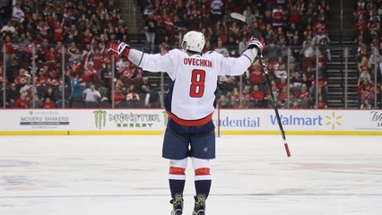 Alex Ovechkin hits 700!