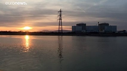 فرنسا تعلن وقف أحد أقدم محطات الطاقة النووية نهائيا.