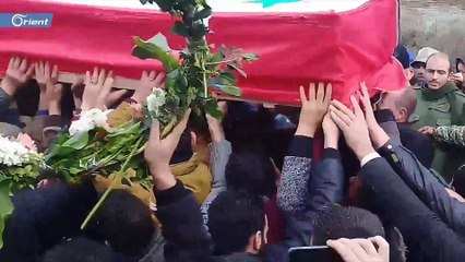 غناء ومواويل خلال تشييع ضباط برتبة رائد من ميليشيا أسد بحماة