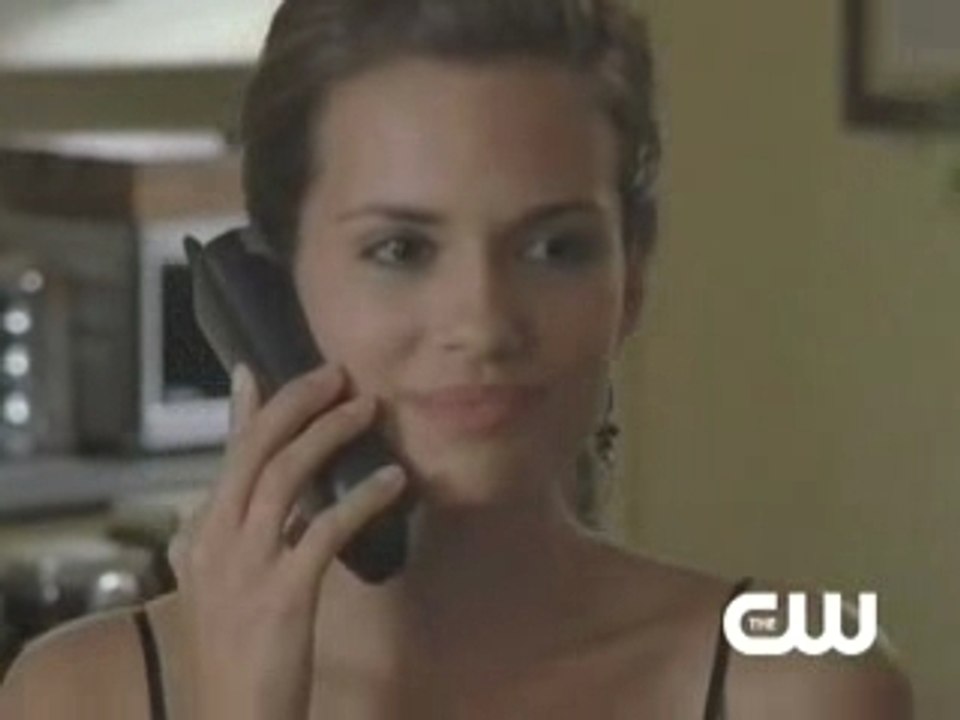 One Tree Hill 5x08 Sneak Peek ( Haley & Carrie )