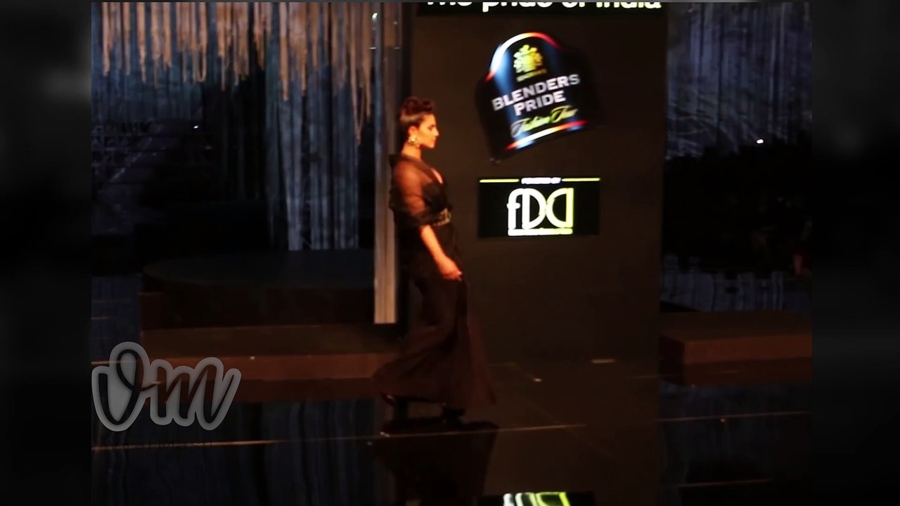 Priyanka Chopra Grand Entry At Blenders Pride Fashion Tour 2020 video