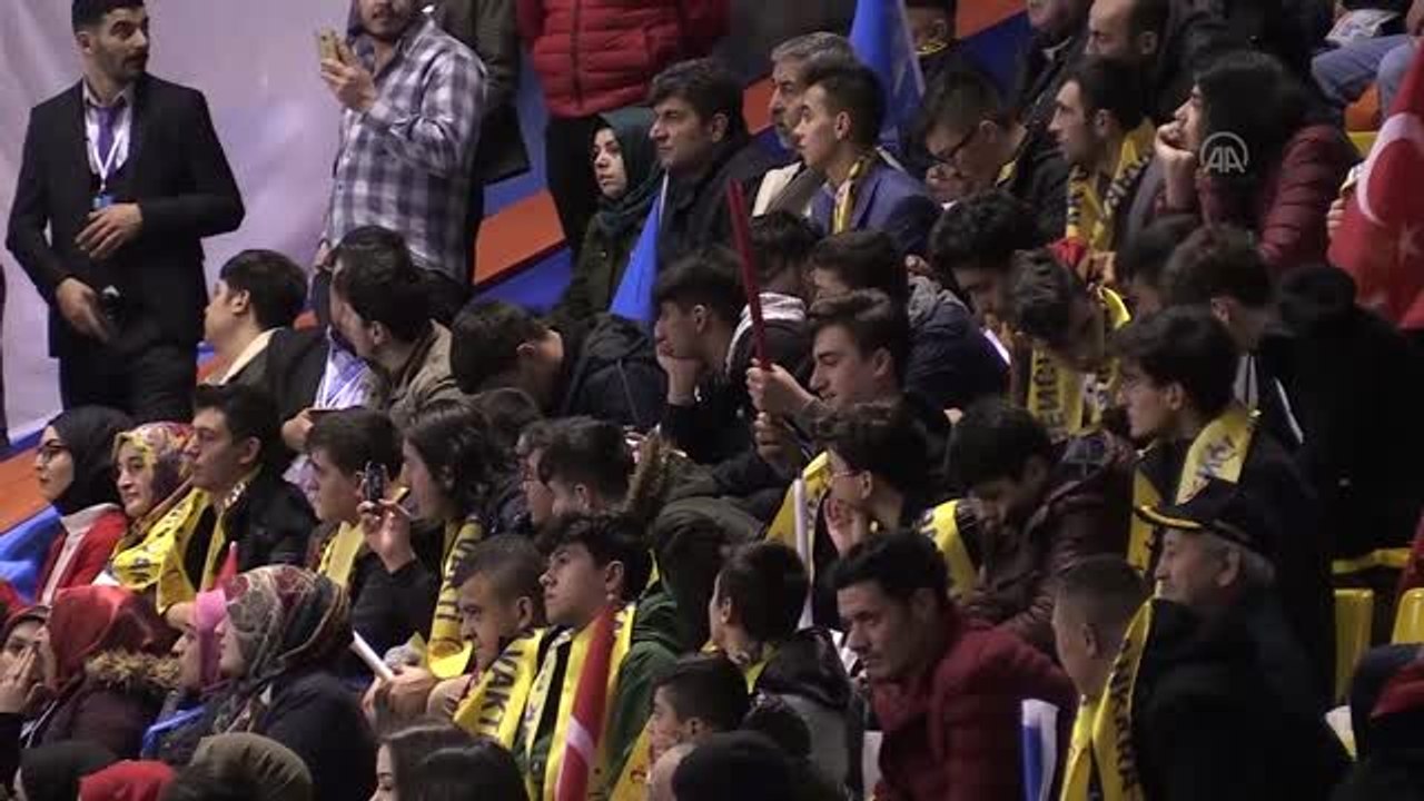 Cumhurbaşkanı Erdoğan, AK Parti Sincan İlçe Başkanlığı Kongresine telefonla bağlandı