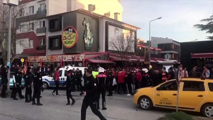 Derbi öncesi taraftarlar arasında gerginlik