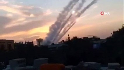 Gazze'den İsrail'e 20 roket atıldı