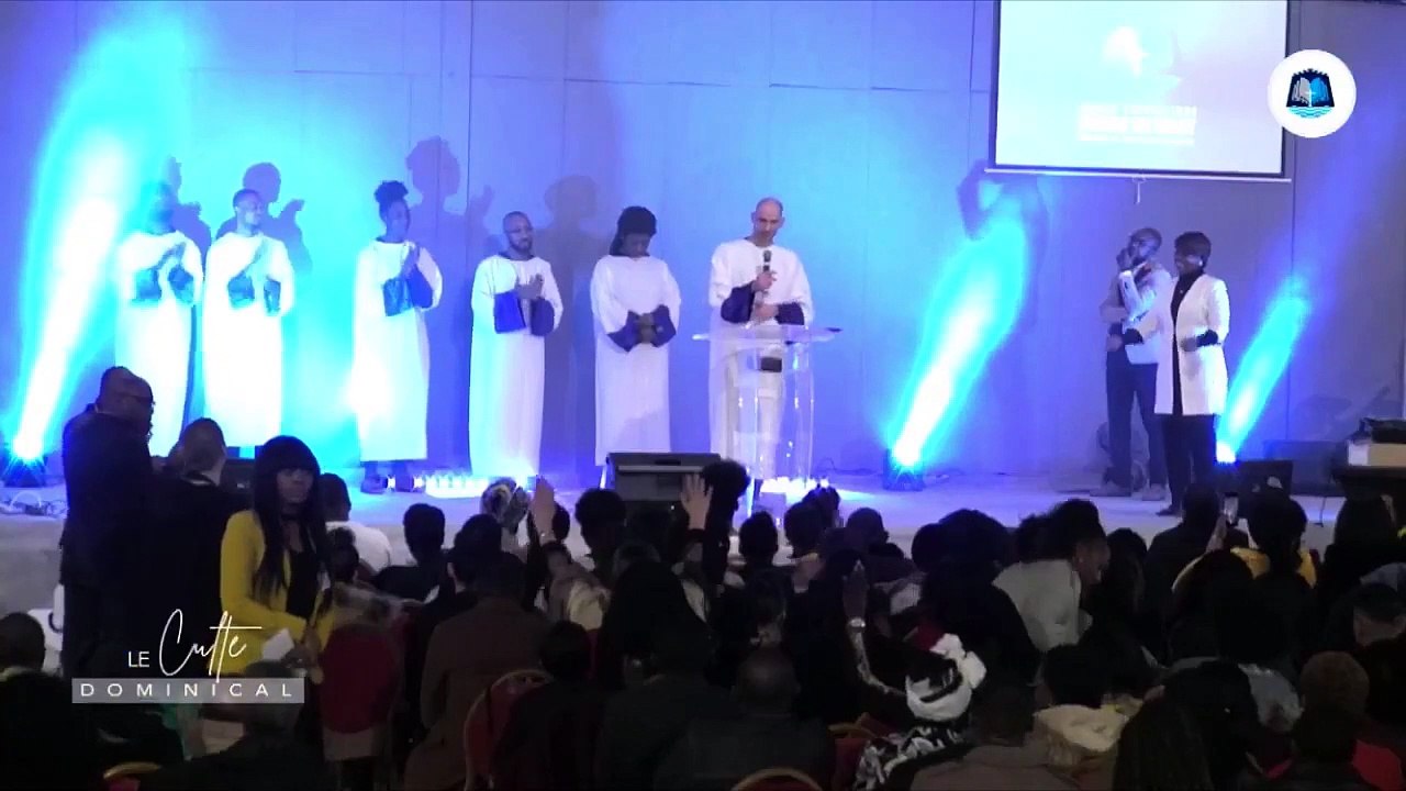 BAPTEME DE MJ30: JESUS CHRIST M'A DELIVRÉ