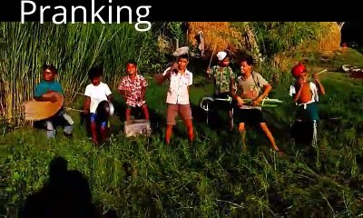 Bangla funny song 2016 Bangladeshi village FUNNY[480]