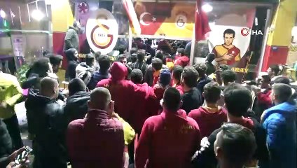 Kilis'te Galatasaraylı taraftarlar sokaklara döküldü