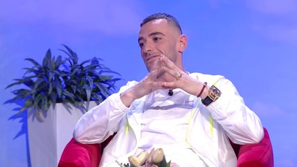 Ora News - Arkimed Lushaj tregon se kush ia ka vendosur emrin e artit “Stresi”