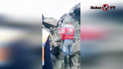 Deprem Sonrası Van'da İlk Görüntüler