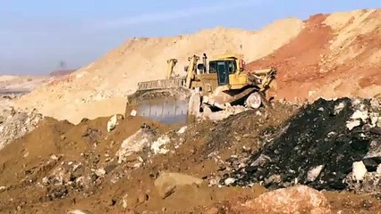 Caterpillar D11R Dozer[2]