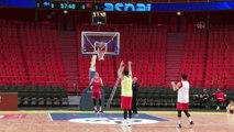 A Milli Basketbol Takımı'nda İsveç maçı hazırlıkları -STOCKHOLM