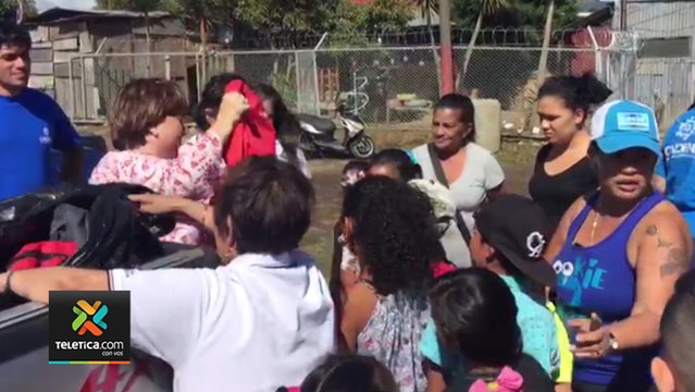 tn7-donacion-de-utiles-escolares-230220