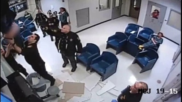 WOMAN Jessica Boomershine ATTEMPTS TO ESCAPE MONTGOMERY COUNTY JAIL