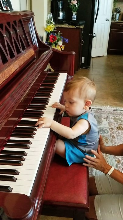 One Year Old Piano Player Shows Promising Talent