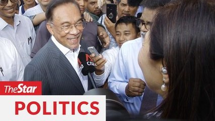 Anwar: I appealed to Dr Mahathir to deal with the treachery together