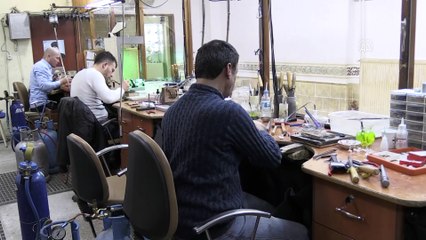 Kapadokya'da taşı sanata dönüştüren ustaların ürünlerine turist ilgisi - NEVŞEHİR