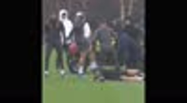 Azpilicueta slide tackles Lampard in Chelsea training