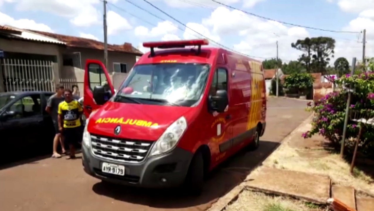 Motociclista sofre ferimentos leves em acidente e é socorrido no Parque dos Ipês