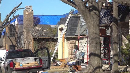 下载视频: Cleanup continues four months after Texas tornadoes