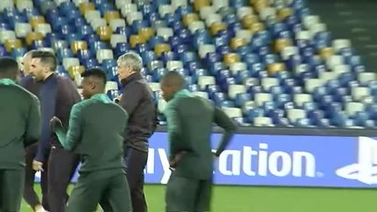 El Barça se ha entrenado sobre el césped de San Paolo