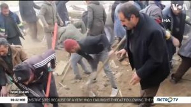 Earthquake in Turkey Kills at Least Nine People