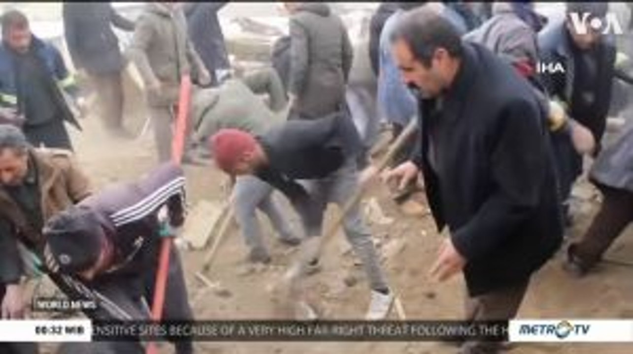 Earthquake in Turkey Kills at Least Nine People