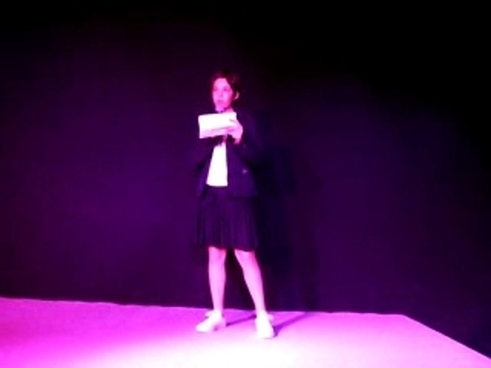 Agathe chante
