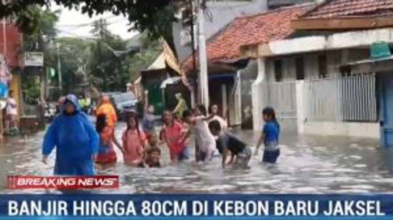 Kebon Baru Jaksel Banjir Setinggi 80 Cm