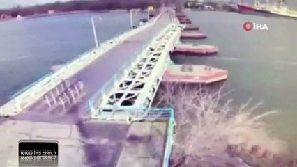 Köprü şiddetli rüzgarın gücüne dayanamadı