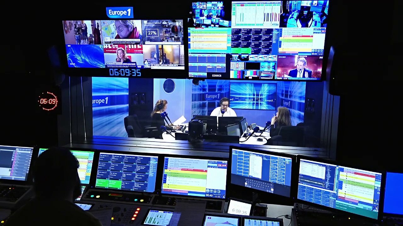 Sacs-poubelle éventrés et urine : pour les habitants, Paris mérite son titre de "ville la plus sale d'Europe"