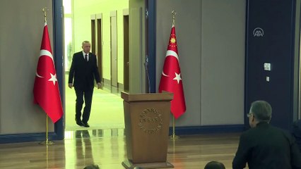 Tải video: Cumhurbaşkanı Erdoğan: '(Azerbaycan)  İkili ticaretimizi 2023 yılına kadar 15 milyar dolara çıkarmayı hedefliyoruz' - ANKARA