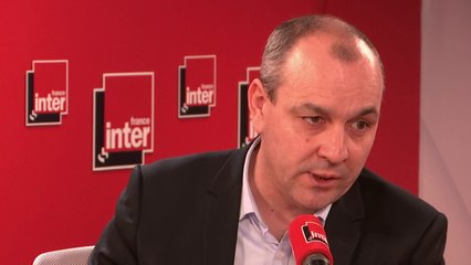 Sur la question de la pénibilité dans la réforme des retraites, Laurent Berger (CFDT) "dénonce l'obstruction du Medef"