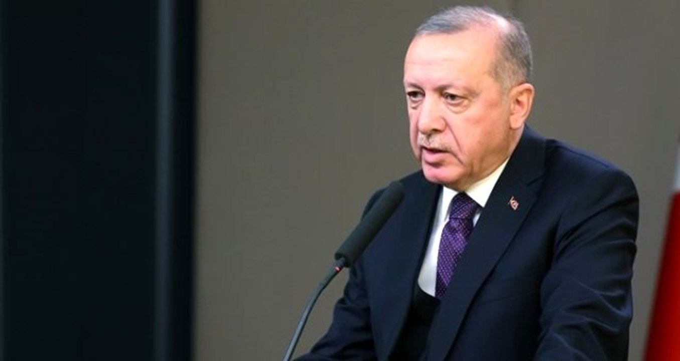Son dakika: Erdoğan, FOX TV muhabirinin sorusuna çok kızdı: Önce yalan haber yapmamayı öğrenin
