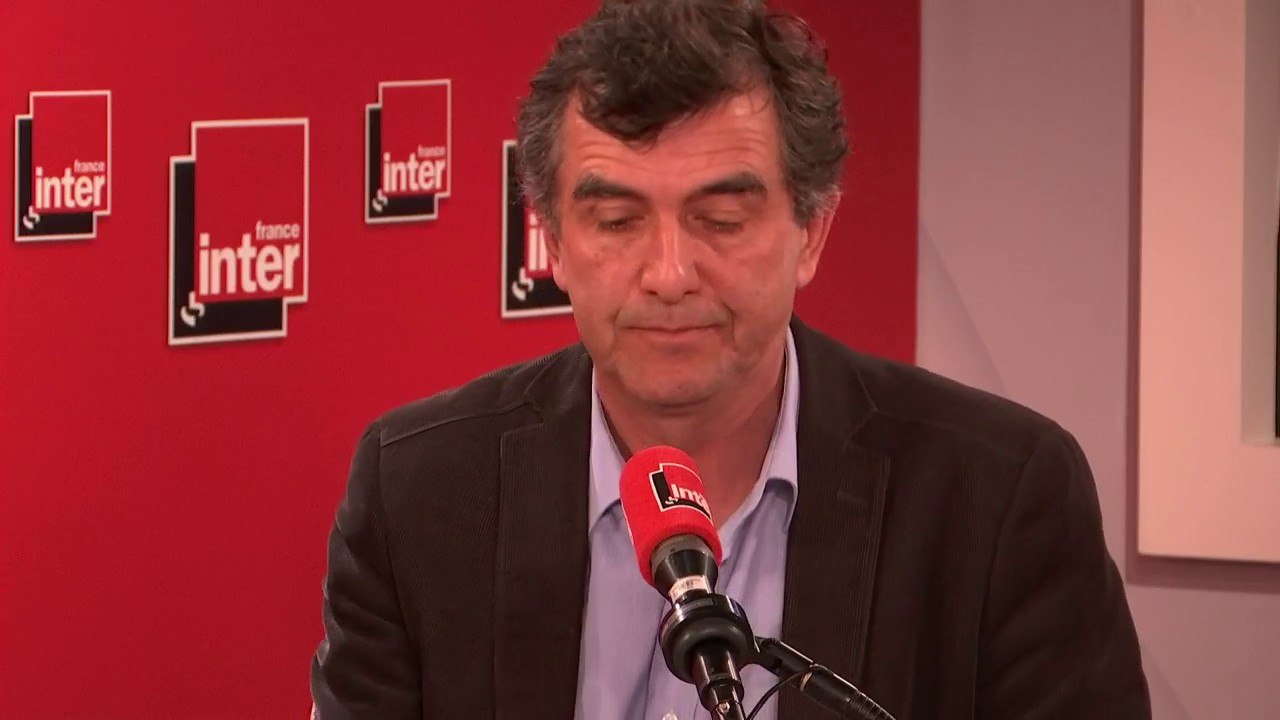 Arnaud Fontanet (Institut Pasteur) : "Les morts de la grippe sont indirects, il y a beaucoup de personnes âgées touchées par d'autres infections. Ici, avec ce nouveau coronavirus, les décès sont rapportés directement au virus"