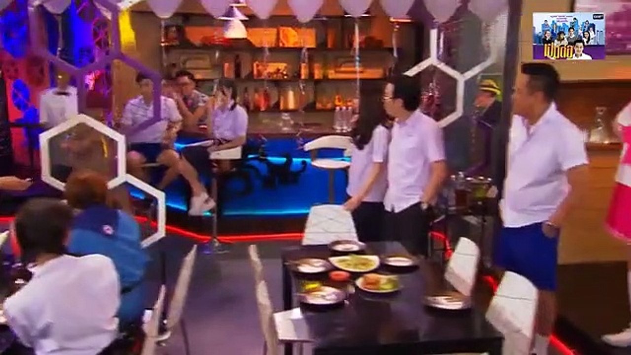 เป็นต่อ ตอน ปาตี้ชุดนักเรียน...จะฮาแค่ไหนไปชมกันเลย