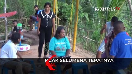 Pesona Sunset di Puncak Selumena, Maluku