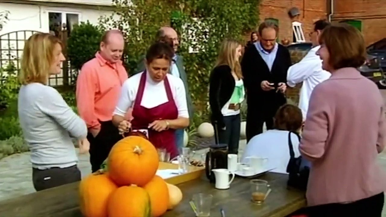 Gordon Ramsay in Disguise! - Archive Supercut - video Dailymotion