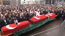 Almanya'daki ırkçı terör saldırısında hayatını kaybeden Türkler için cenaze namazı