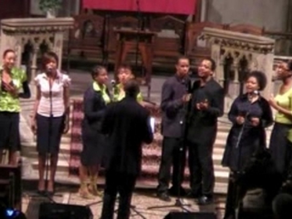 CREATION GOSPEL LIVE A NEUILLY, PARIS LE 09.02.08 ..IL EST U