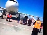 Tahran - İstanbul uçağı Koronavirüs şüphesiyle Ankara'ya acil iniş yaptı