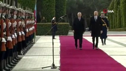 Cumhurbaşkanı Erdoğan Azerbaycan'da resmi törenle karşılandı