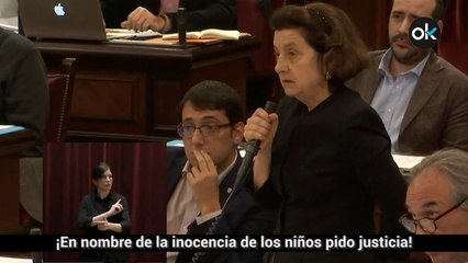 Una mujer interrumpe en el pleno del Parlamento de las Islas Baleares: "¡Justicia para los niños!"