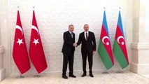 Cumhurbaşkanı Erdoğan, Azerbaycan Cumhurbaşkanı Aliyev'e tespih hediye etti